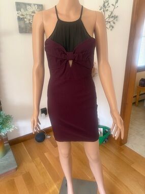 Solemio Burgundy and Black Halter Bow-Front Mini Dress